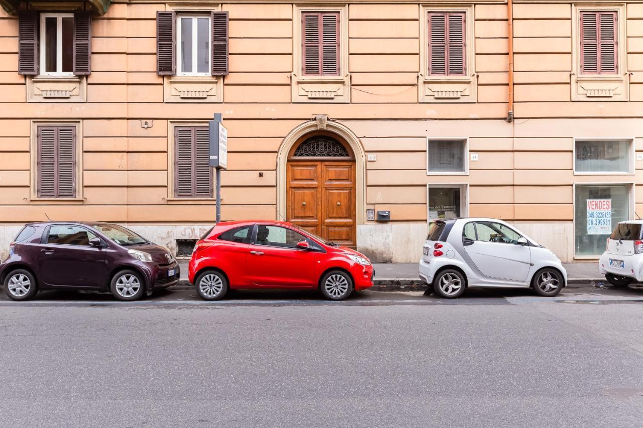 La Casa Di Andrea Ai Musei Vaticani 1 Rome Luaran gambar